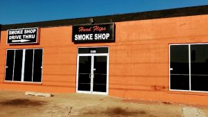 Hard Flips Smoke Shop, 1617 N Lewis Ave, Tulsa, OK 74110, United States